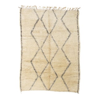 Vintage Moroccan Hand-Knotted Rug 5'6" X 7'6" For Sale