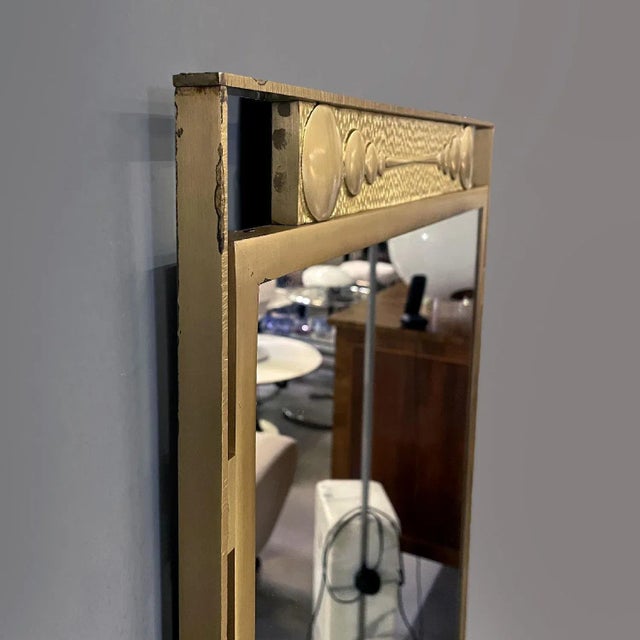 1980s Italian Modern Wall Mirror in Golden Metal with Geometric Decorations, 1980s For Sale - Image 5 of 11