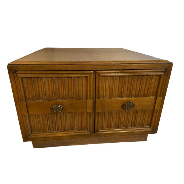Quick Hits: Item: Plaudit Side Table by Drexel Style: Mid-Century Modern Shape: Square Dimensions: 27.25" W × 27.25" D ×...