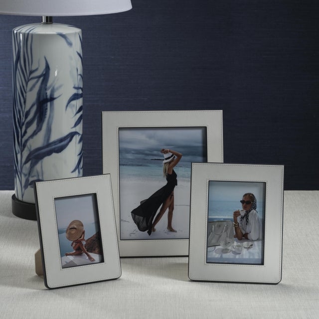 Nappa Leather Photo Frame, White & Navy- 8" x 10" For Sale - Image 4 of 5