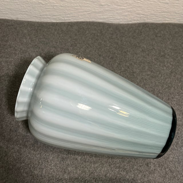 Mid 20th Century Fenton Federal Blue Overlay Rib Optic Vase For Sale In Orlando - Image 6 of 9