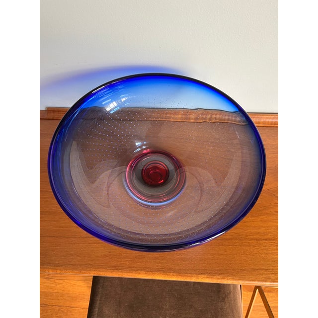Blue Signed Göran Wärff Kosta Boda Cobalt Blue & Ruby Art Glass Centerpiece Bowl For Sale - Image 8 of 12