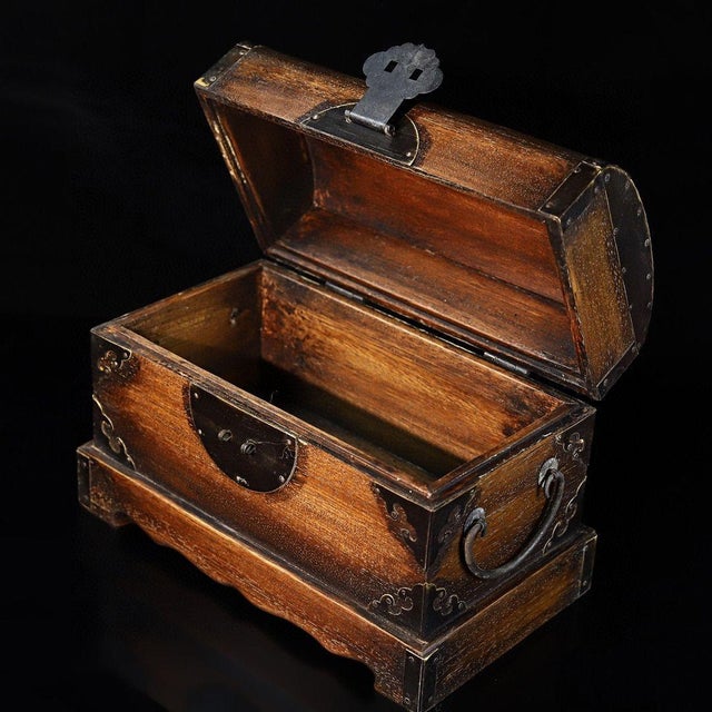 1990s Vintage Huali Wood Jewelry Box With Mother-of-Pearl Bird & Floral Inlay and Brass Hardware For Sale - Image 5 of 9