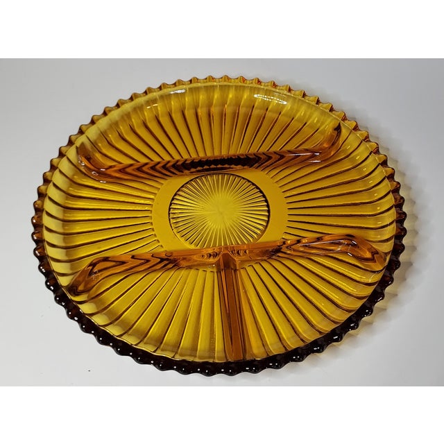 -indiana glass -5 pt relish -10"w x 10"d x 1.75"h