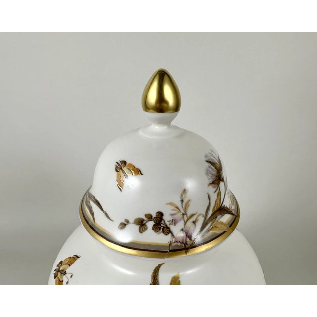 Green Porcelain Ginger Vase with Lid from Kaiser, Germany, 1980 For Sale - Image 8 of 10