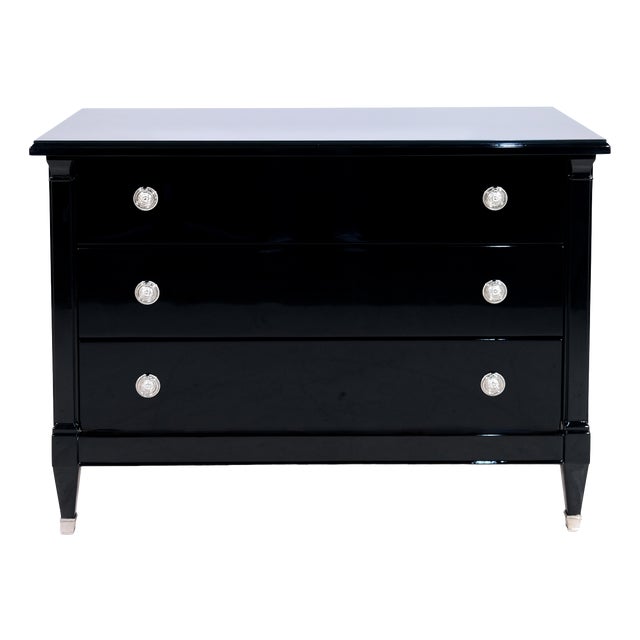 Art Deco Chest of Drawers in Black High-Gloss Lacquer, Fittings and Sabots Nickel-Plated, 1930s For Sale