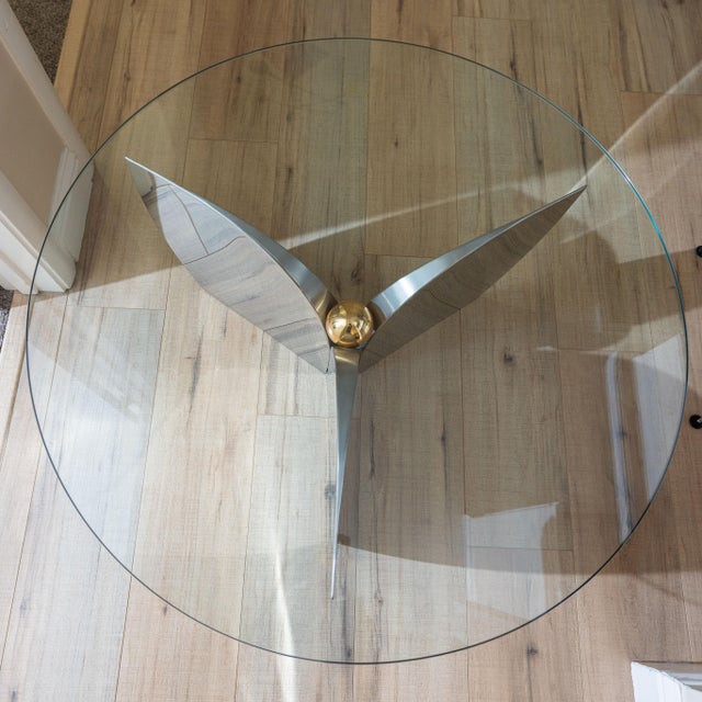 1970s Tripartite Polished Stainless Steel and Gilt-Metal Cocktail Table For Sale - Image 4 of 15
