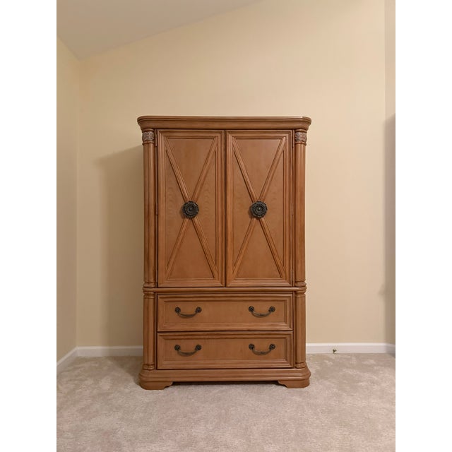 Stanley Furniture Stanley Coronation Bedroom Set For Sale - Image 4 of 16