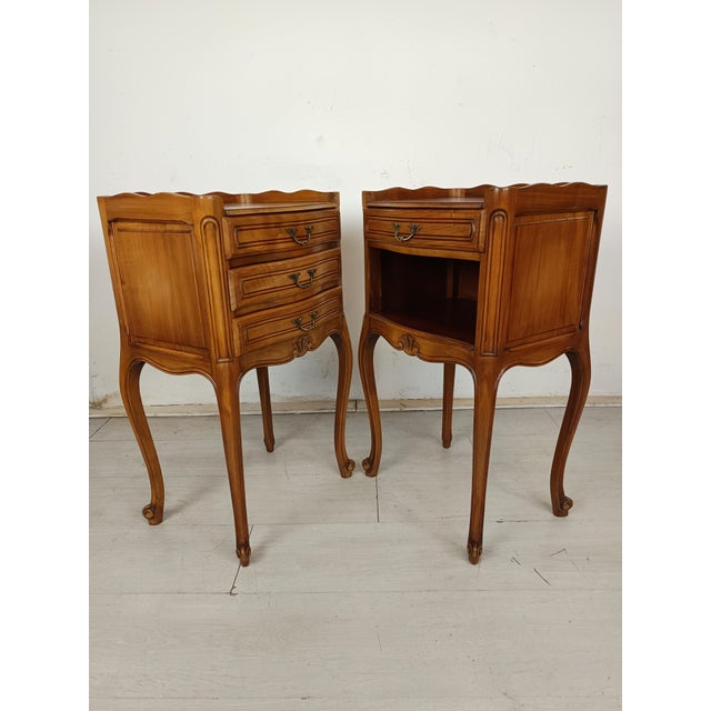 Louis XV Bedside Tables, 1970s, Set of 2, in Good conditions. Designed 1970 to 1979