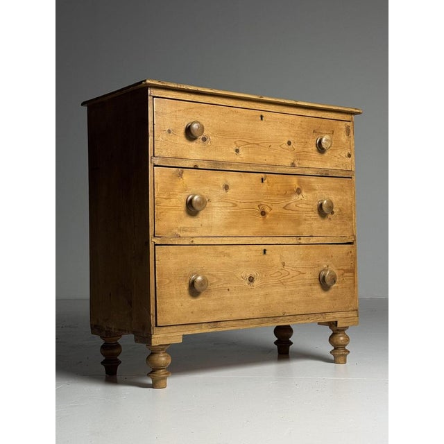 Antique English Chest of Drawers, 1800s For Sale - Image 16 of 17