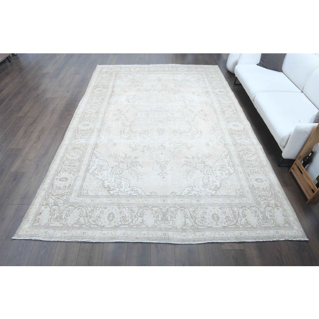 Persian 1970s Vintage Persian Handmade Wool Cotton Light Beige Area Rug For Sale - Image 3 of 11