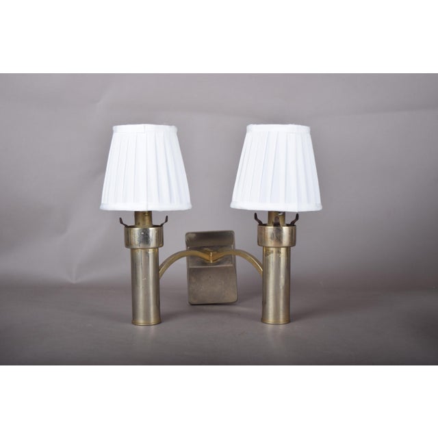 Modernist 2-Light Wall Sconce in Brass-Toned Metal with White Pleated Shades, 1950s For Sale - Image 4 of 5