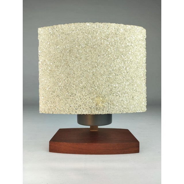 Mid-Century Modern Table Lamp in Acrylic Granules and Teak Wood, 1960s For Sale - Image 12 of 12