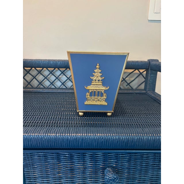 Pagoda Chinoiserie Blue Cachepot For Sale In Chicago - Image 6 of 8