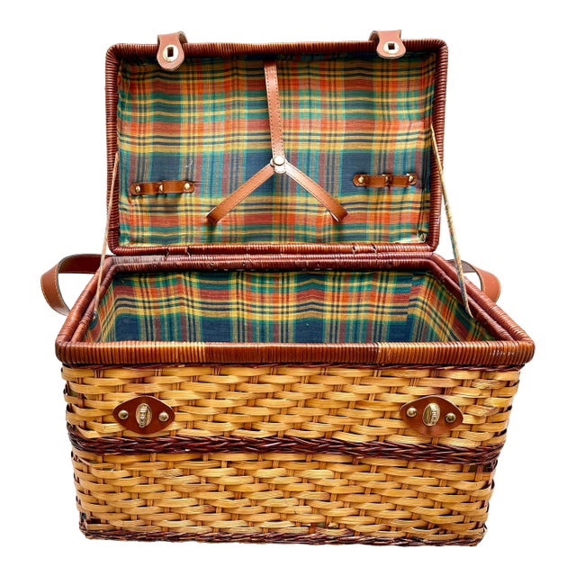 Large Vintage Wood Wicker Picnic Concert Basket For Sale