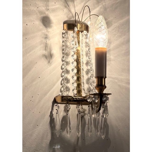 Gold Vintage Crystal Wall Light in Brass, 1930s For Sale - Image 8 of 9