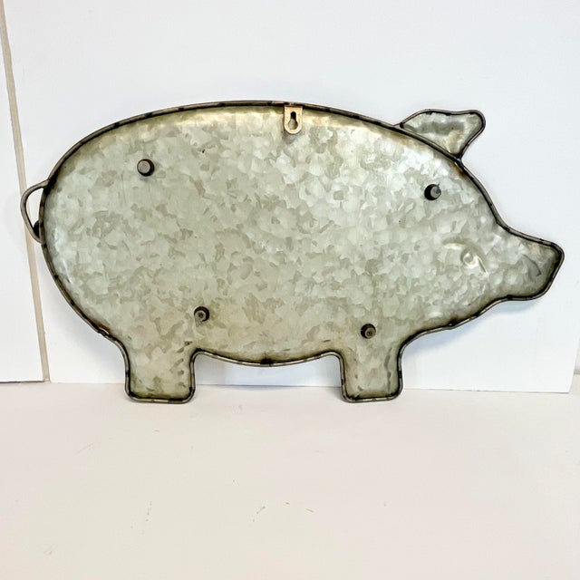 Metal 1980s Vintage Farmhouse Arts & Crafts Boho Chic Pig Galvanized Tray. For Sale - Image 7 of 9