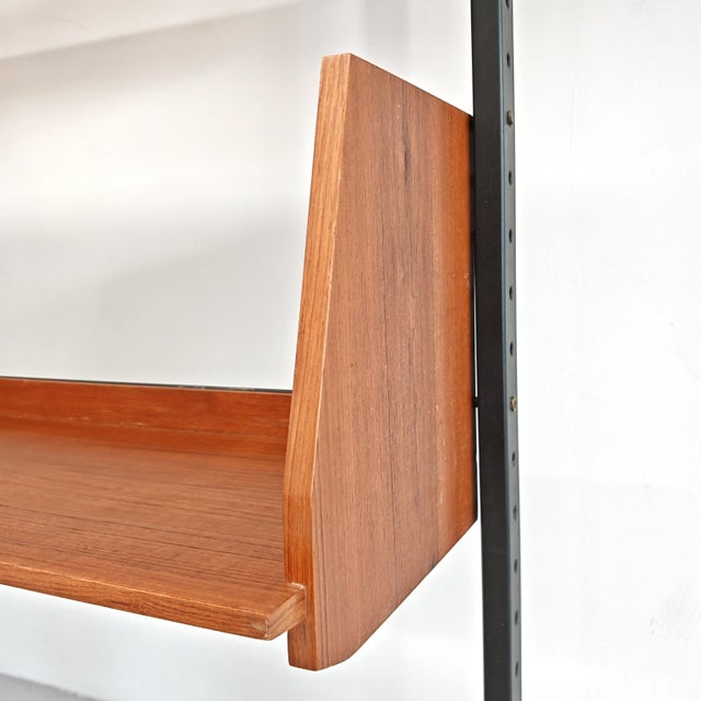 Vintage Swedish Cielo Terra Bookcase in Teak Wood, Black Metal Uprights and Brass Ends, 1950s For Sale - Image 18 of 18
