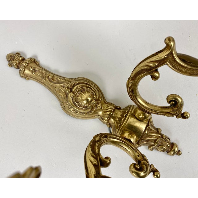 Mid-Century Modern Vintage Single Carved Bronze Candelabra Wall Light Sconce, Belgium, 1960s For Sale - Image 3 of 7