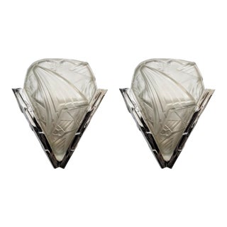 French Art Deco Wall Sconces Signed by H. Mouynet - a Pair For Sale