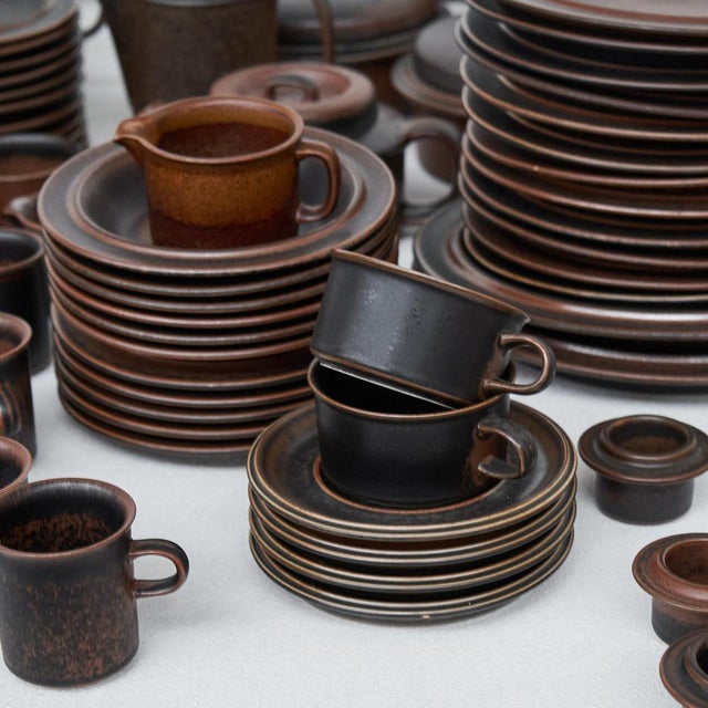 Ceramic Ruska Tableware by Ulla Procopé for Arabia, 1970s, Set of 172 For Sale - Image 7 of 18