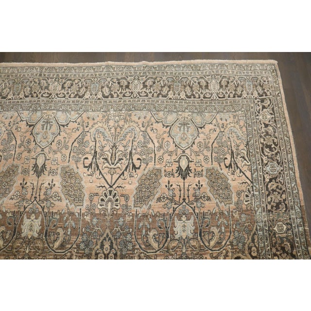 Neutral Color Persian Bidjar Rug no. j5233 For Sale In New York - Image 6 of 11