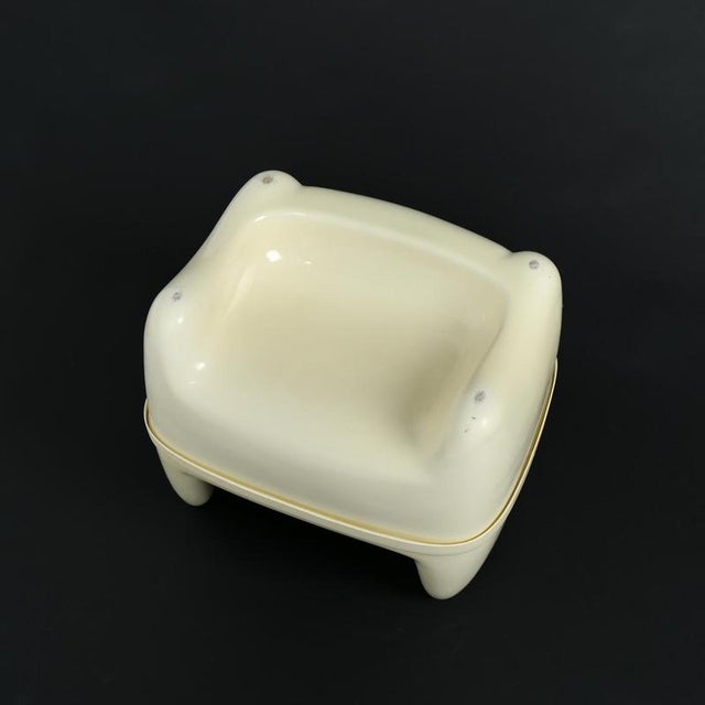 Zorro Children's Chair from Meurop For Sale - Image 11 of 18