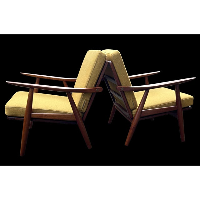 Set of GE270 Armchairs by Hans J Wegner for Getama, 1950s For Sale - Image 10 of 10