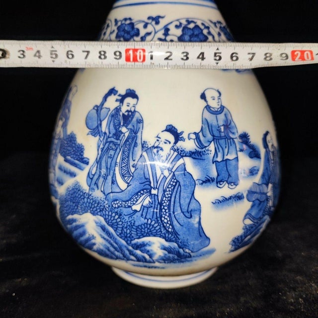 Blue Vintage Blue and White Porcelain Yuhuchun Vase With Figural Scene For Sale - Image 8 of 8