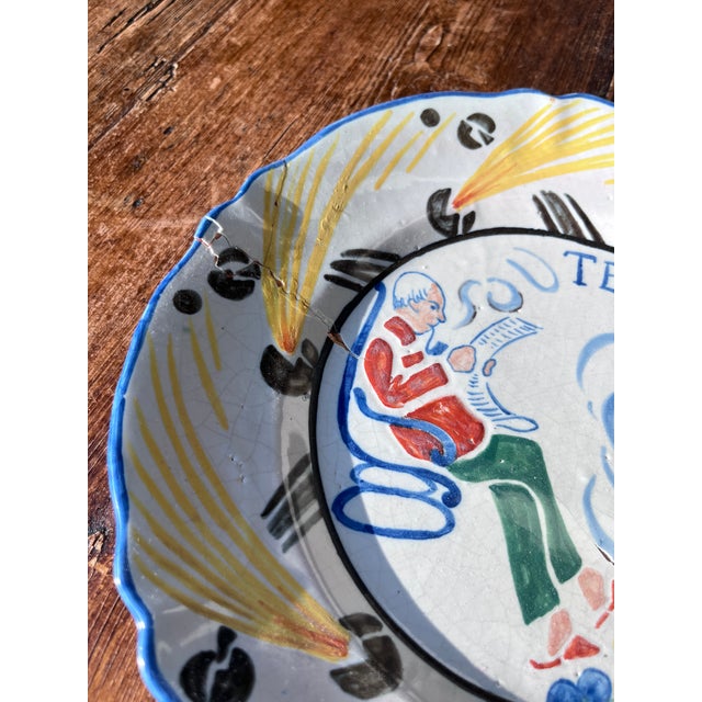 Antique 1917 Hr Quimper Assiettes Du Cercle Du Soldat/Circle of the Soldier of the 6th Arrt Faience Plates, Tenir or Hold, War Plates For Sale - Image 9 of 9