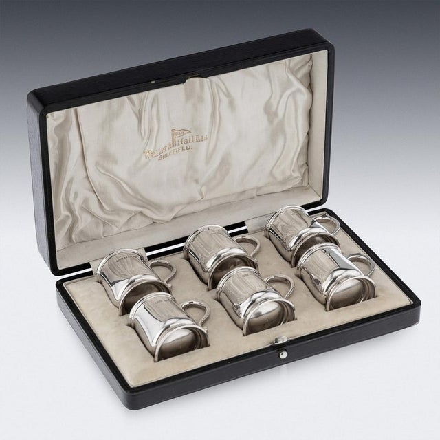 1920s 20th Century Silver Tankard Shot Cups from Walker & Hall, 1926, Set of 6 For Sale - Image 5 of 12