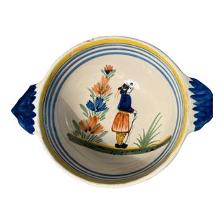 Quimper France Lug Handled Porringer Bowl Breton Man. Henriot No.92 For Sale