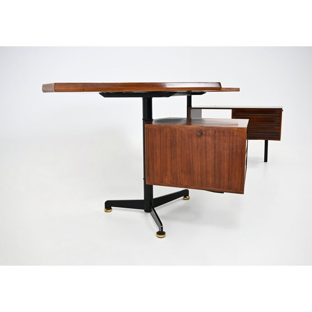 Vintage Boomerang Desk by Osvaldo Borsani for Tecno, 1950s For Sale - Image 6 of 14
