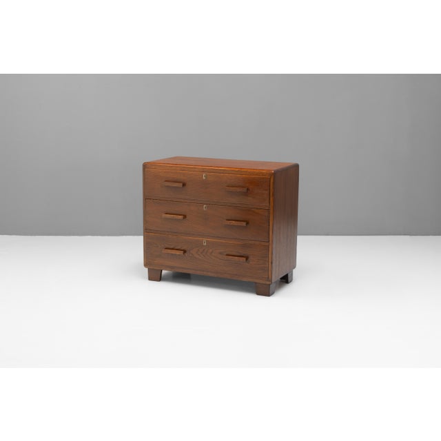 Mid-Century deco style oak chest of drawers, curved top original brass escutcheons in oak veneer. Fully restored. U.K...