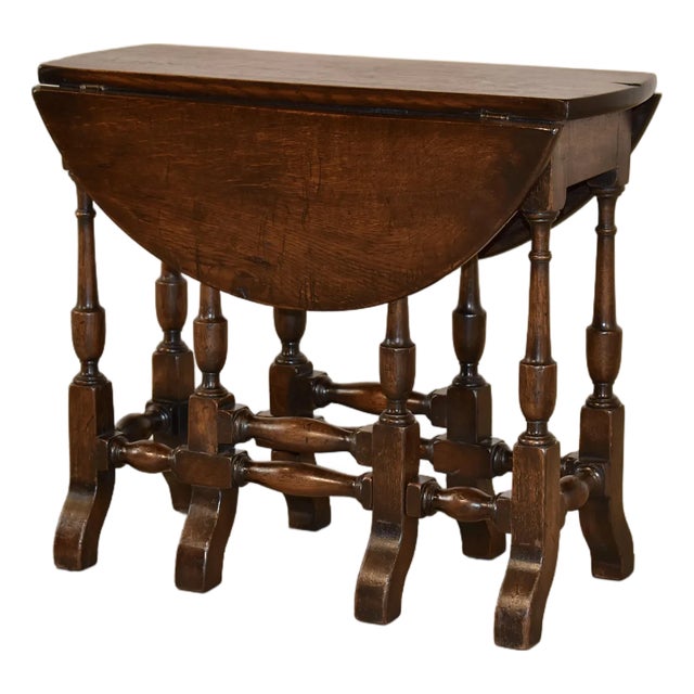 19th Century English Oak Gate Leg Table For Sale