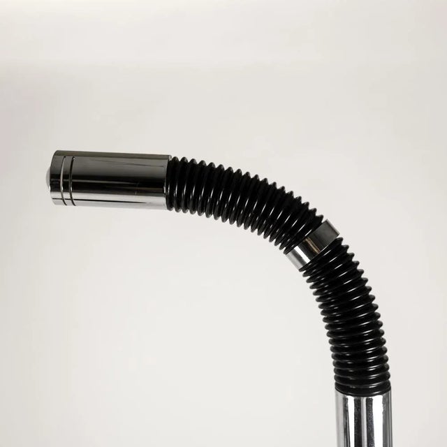 Vintage Italian Floor Lamps in Lacquered Iron and Chromed Metal, 1970s, Set of 2, in Very Good conditions. Designed 1970...