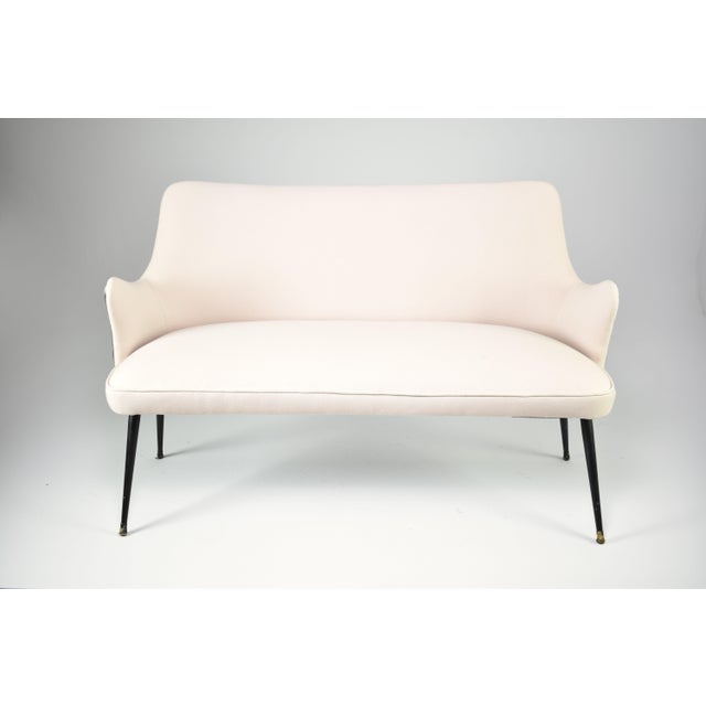 1950s Italian Two-Tone Velvet Sofa by Osvaldo Borsani, Circa 1950 For Sale - Image 5 of 12