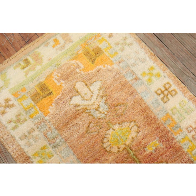 Mid 20th Century Warm Vintage Oushak Rug rug no.j3387 For Sale - Image 5 of 6