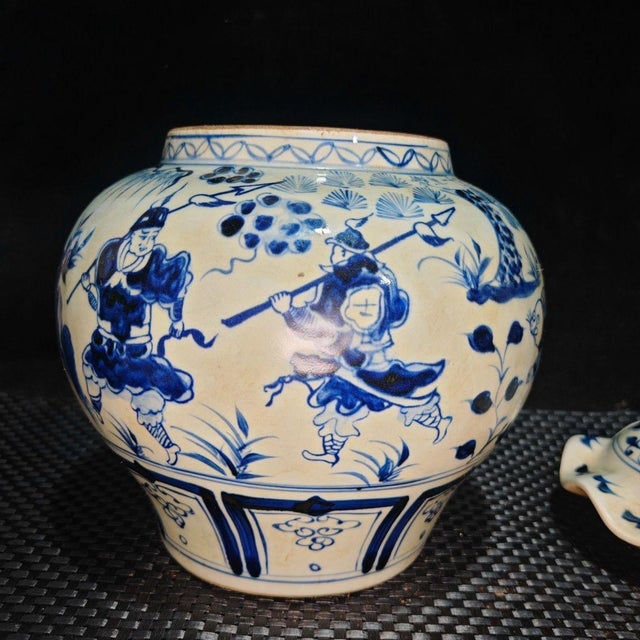 1930s Blue and White Figural Story Lotus Leaf Ginger Jar, Chinoiserie Decorative Porcelain Canister For Sale - Image 5 of 9