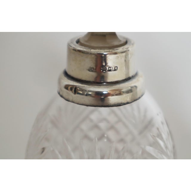 Perfume Bottles in Lead Crystal and Sterling Silver, 1890, Set of 2 For Sale - Image 4 of 10