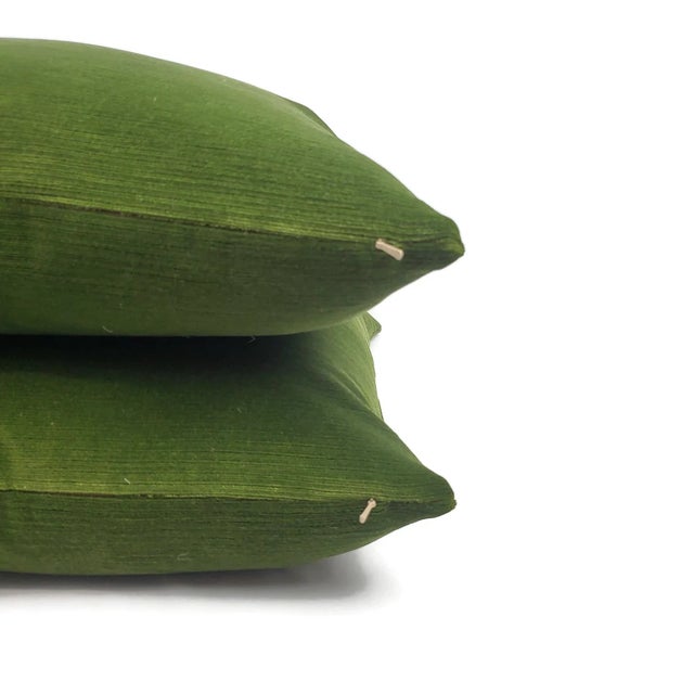 2020s Moss Green Texture Velvet Pillow Cover - Dark Olive Green Stripe Velvet Square Cushion Case For Sale - Image 5 of 6