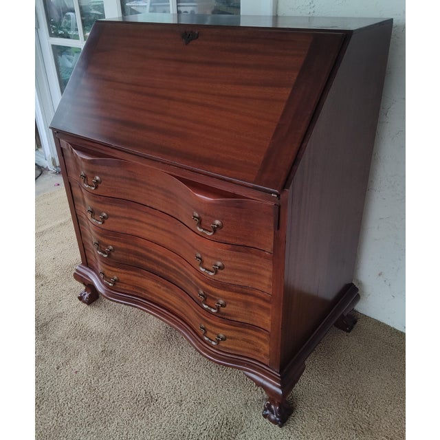Queen Anne 1920s Maddox Solid Mahogany Chippendale Style Drop Front Secretary Desk For Sale - Image 3 of 16