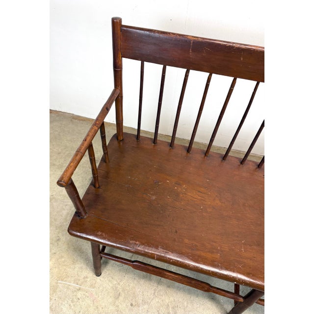 19th Century American Windsor Faux Bamboo Shaker Style Spindled 8-Leg Settee / Bench For Sale - Image 10 of 12