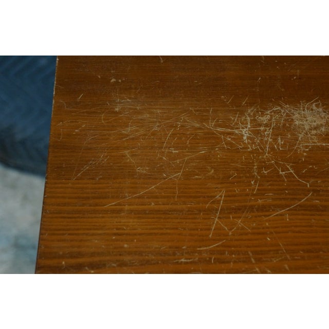 Early 20th Century Antique Early American Sheraton Style Oak Farmhouse Side Work Table W/ Drawer For Sale - Image 5 of 15
