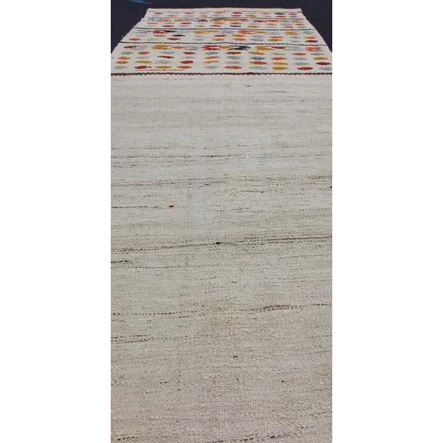 Cream Vintage Turkish Kilim Runner With a Stripe and Modern Design on One End For Sale - Image 8 of 12