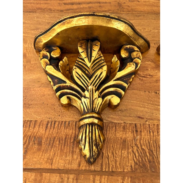Gold Mid 20th Century Italian Giltwood Wall Bracket Shelves - A Pair For Sale - Image 8 of 11