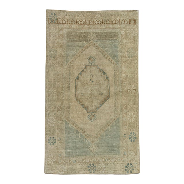 Turkish Vintage Rug 3'6" x 6' #20705 For Sale
