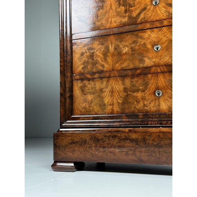 Louis Philippe Chiffonniere in Mahogany For Sale - Image 11 of 18