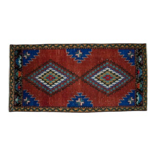 Elegant Small Turkish Rug, 1970s Hand Made Bath Mat Kitchen Decor, Entry Mat - 20″ X 40″ For Sale