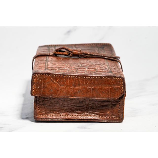 Wonderful Antique Victorian Leather Travel Box Embossed Pattern Gentleman's Valet Case Dressing Table Storage Home Decor For Sale - Image 10 of 13